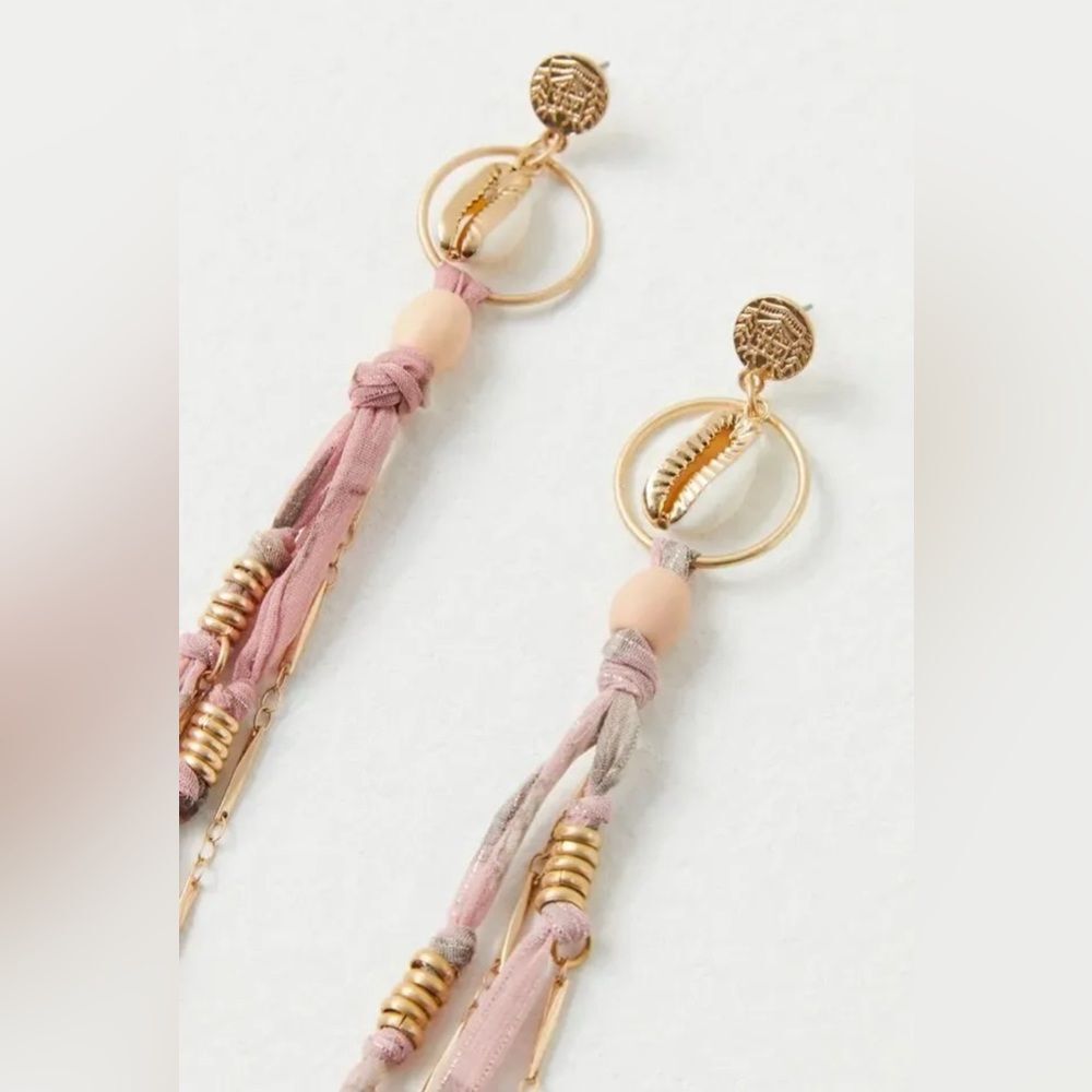 Free People Bridge Dangle Earrings Jewelry Gold-Tone Beaded Cowrie Shell - Picture 6 of 9